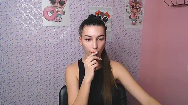 KarolinaRosse  online show from 01.18.25