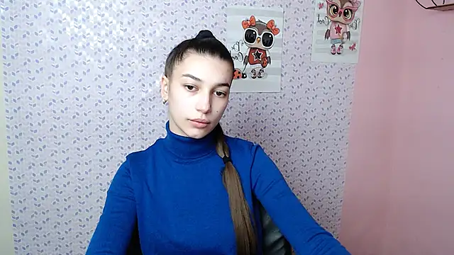 KarolinaRosse  online show from 01.31.25