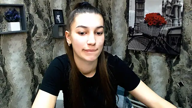 KarolinaRosse  online show from 02.07.25