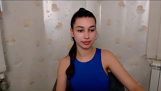 KarolinaRosse  online show from 02.08.25