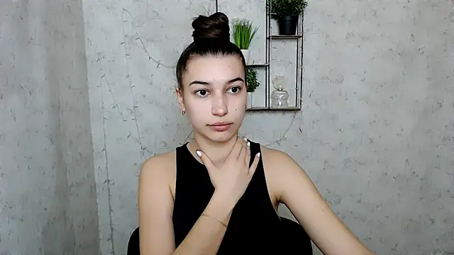 KarolinaRosse  online show from 03.23.25