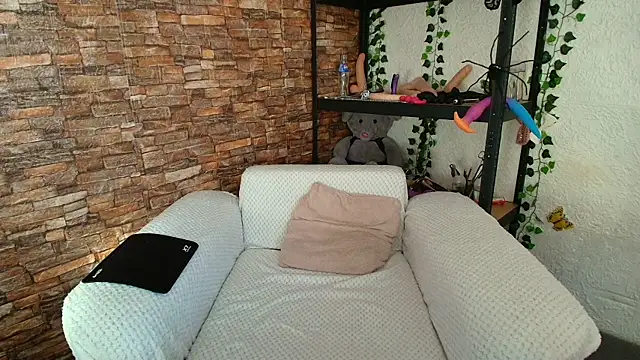 Snapshot of andradahot15 chatting on 11.03.25 andradahot15 online show from 11.03.25