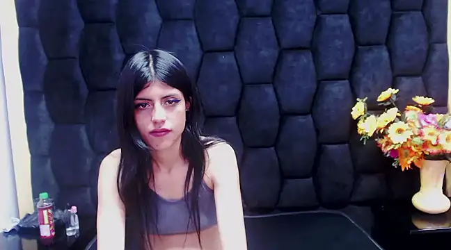 Morgana Smit online show from 12.17.24