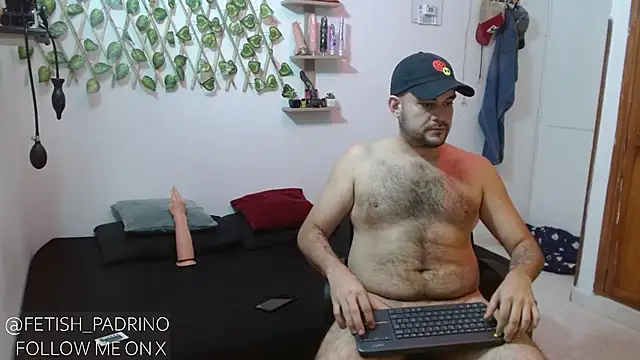 fetish padrino online show from 01.21.25