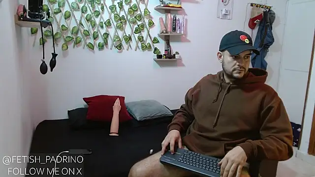 fetish padrino online show from 01.22.25
