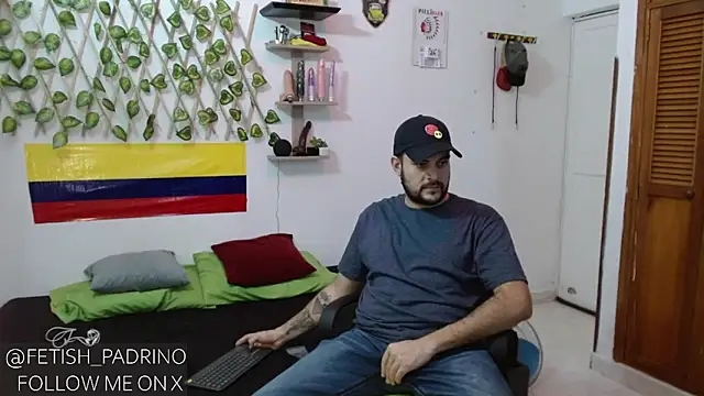 fetish padrino online show from 02.24.25
