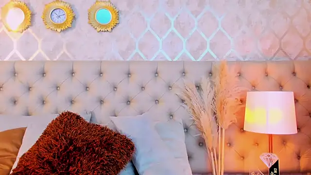 HannaBruun online show from 02.04.25