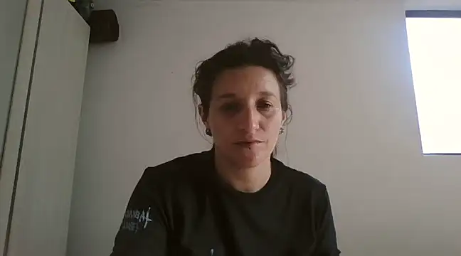 Snapshot of hanamy_joha chatting on 12.23.24 hanamy joha online show from 12.23.24