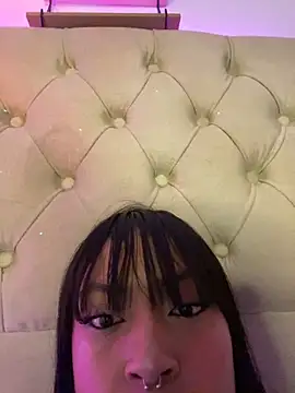 Snapshot of bonnie_18x chatting on 01.11.25 bonnie 18x online show from 01.11.25