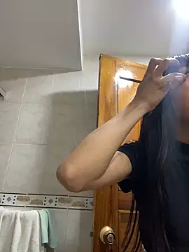 Snapshot of bonnie_18x chatting on 01.15.25 bonnie 18x online show from 01.15.25