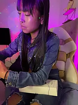 Snapshot of bonnie_18x chatting on 02.20.25 bonnie 18x online show from 02.20.25