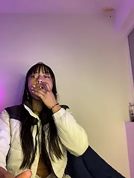 Snapshot of bonnie_18x chatting on 02.27.25 bonnie 18x online show from 02.27.25