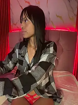 Snapshot of bonnie_18x chatting on 03.23.25 bonnie 18x online show from 03.23.25