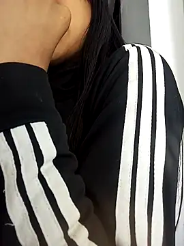 Snapshot of bonnie_18x chatting on 11.07.25 bonnie 18x online show from 11.07.25