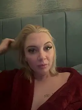 Snapshot of Ruby_Nichols chatting on 02.26.25 Ruby Nichols online show from 02.26.25