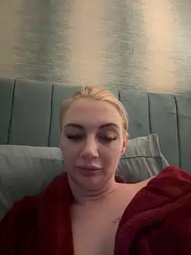 Snapshot of Ruby_Nichols chatting on 02.27.25 Ruby Nichols online show from 02.27.25