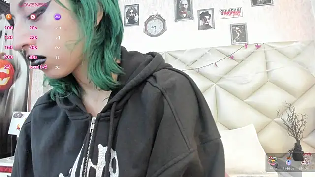 Im gaia online show from 10.22.25