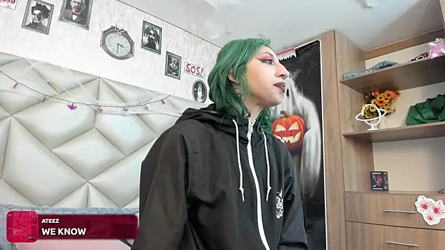 Im gaia online show from 10.26.25