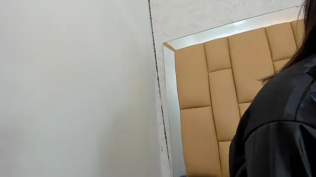 Snapshot of Amy_wats0n chatting on 12.24.24 Amy wats0n online show from 12.24.24