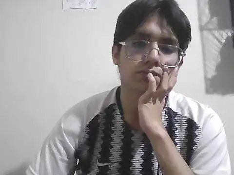 Snapshot of HardDick2 chatting on 06.27.26 HardDick2 online show from 06.27.26