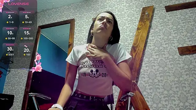 Mia scarlet69 online show from 02.13.25