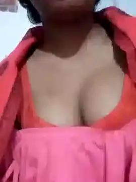 Snapshot of riya_houswife chatting on 12.10.24 riya houswife online show from 12.10.24