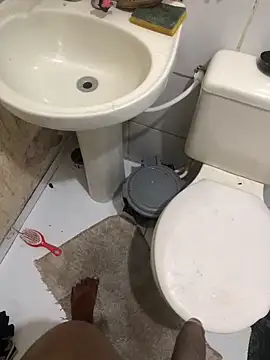 Snapshot of menorbnx chatting on 11.05.25 menorbnx online show from 11.05.25