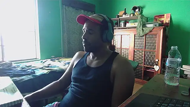 Snapshot of _______the chatting on 03.01.26 the online show from 03.01.26