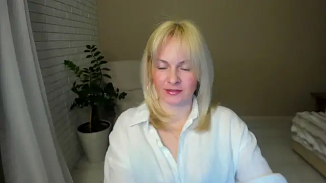 Alicee Gracee online show from 02.17.26