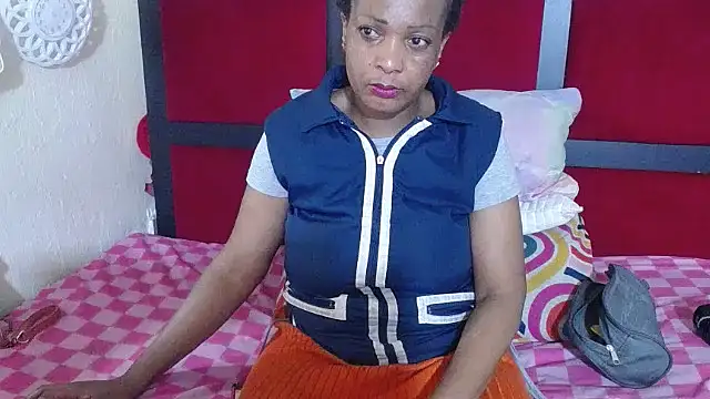 MaximTease24 online show from 03.02.26