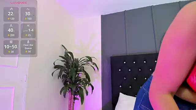sofia baker21 online show from 01.20.25