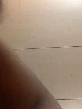 Snapshot of bonbonaumiel chatting on 01.05.25 bonbonaumiel online show from 01.05.25