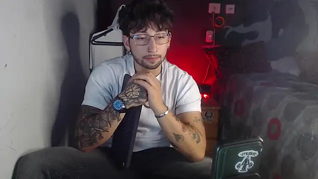 Dereck Dickson online show from 11.23.25