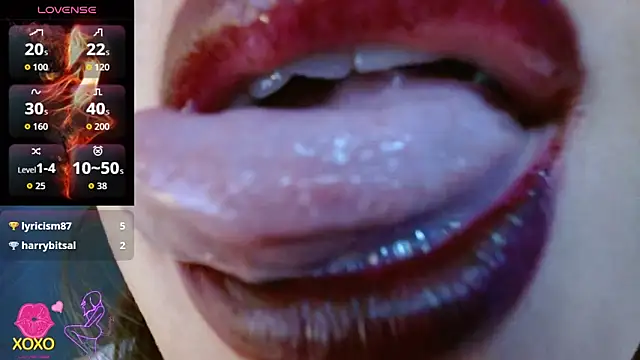 Snapshot of miss_evoleth2 chatting on 10.03.25 miss evoleth2 online show from 10.03.25