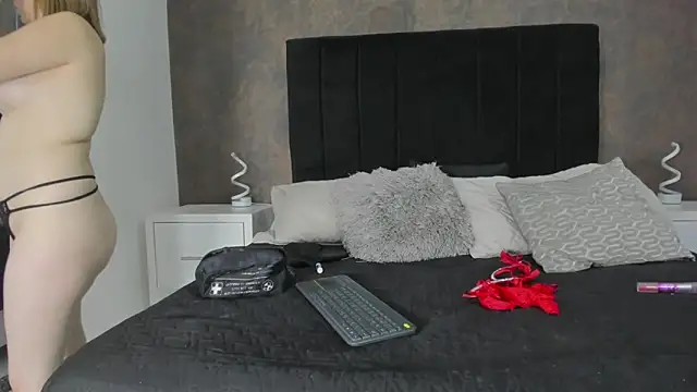 NaxaAndLexi  online show from 02.08.25