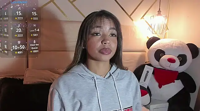 Nathaliajonees online show from 02.25.25