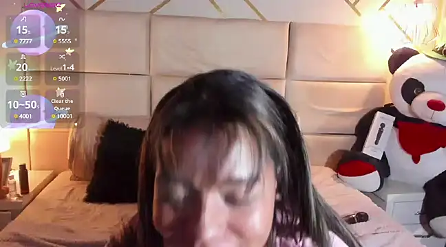 Nathaliajonees online show from 03.18.25