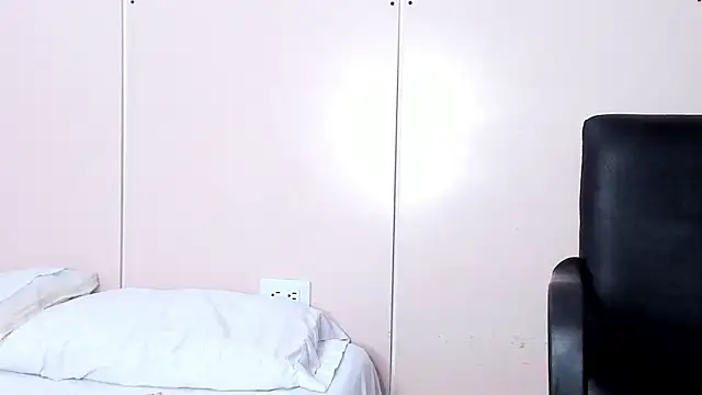 Snapshot of MarieMyller chatting on 12.06.24 MarieMyller online show from 12.06.24