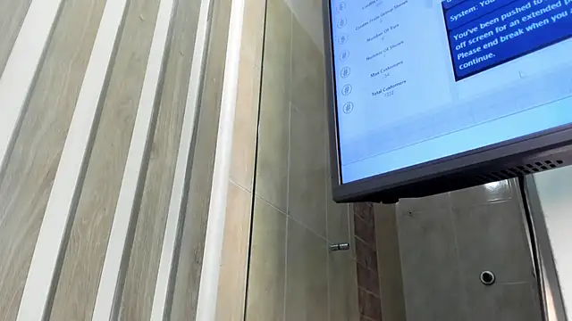 Snapshot of MarieMyller chatting on 02.20.25 MarieMyller online show from 02.20.25