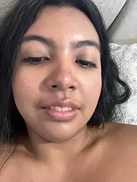 nicole fisherr online show from 04.11.26