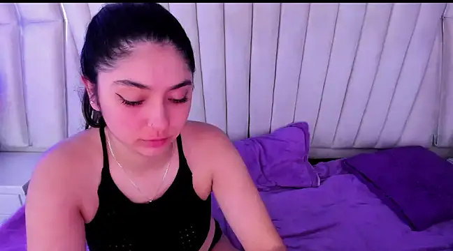 Lucy Anall  online show from 12.10.24