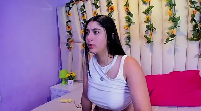 Lucy Anall  online show from 02.09.25