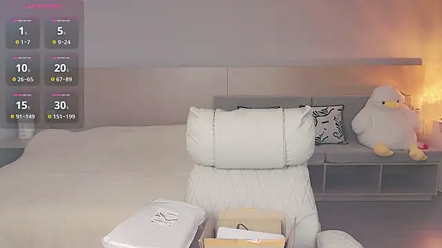 Lucky-baby online show from 10.13.25