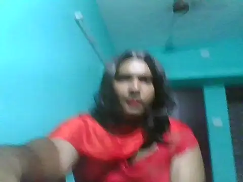 Snapshot of Clairdr chatting on 11.04.25 Clairdr online show from 11.04.25