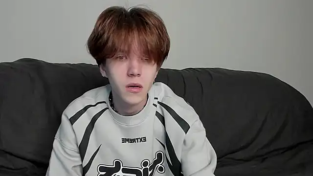 Snapshot of braxiboy chatting on 12.05.24 braxiboy online show from 12.05.24