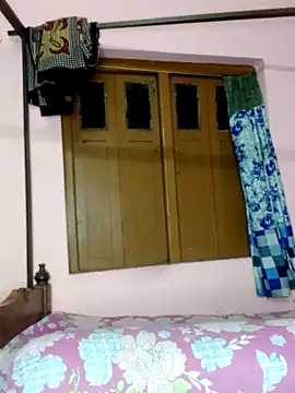 Lexi Baby  online show from 10.31.25