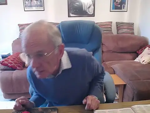 Snapshot of Ferret7777 chatting on 10.17.25 Ferret7777 online show from 10.17.25