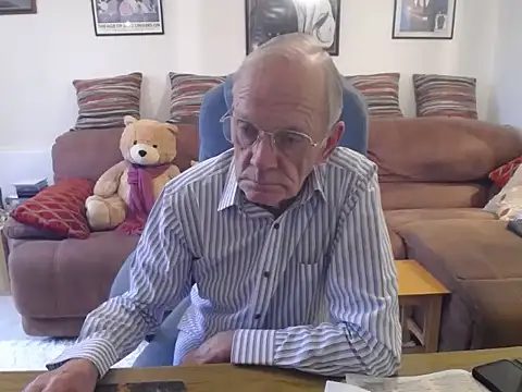 Snapshot of Ferret7777 chatting on 10.19.25 Ferret7777 online show from 10.19.25