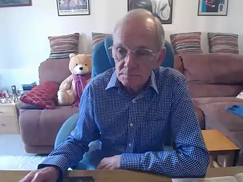 Snapshot of Ferret7777 chatting on 10.24.25 Ferret7777 online show from 10.24.25