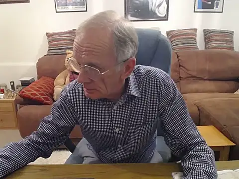 Snapshot of Ferret7777 chatting on 10.24.25 Ferret7777 online show from 10.24.25